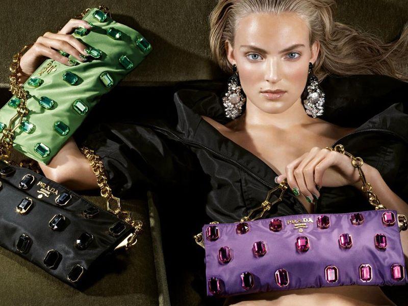 Прада - история бренда Модный дом
Prada
 расширяет сферы деятельности
